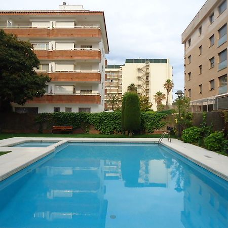 Apartamentos Antillas Fenals Льорет-де-Мар Екстер'єр фото