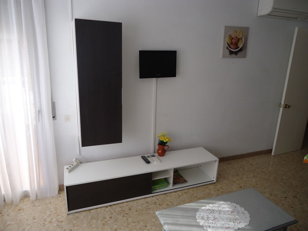 Apartamentos Antillas Fenals Льорет-де-Мар Екстер'єр фото
