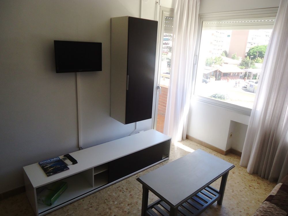 Apartamentos Antillas Fenals Льорет-де-Мар Екстер'єр фото