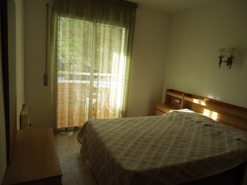 Apartamentos Antillas Fenals Льорет-де-Мар Екстер'єр фото